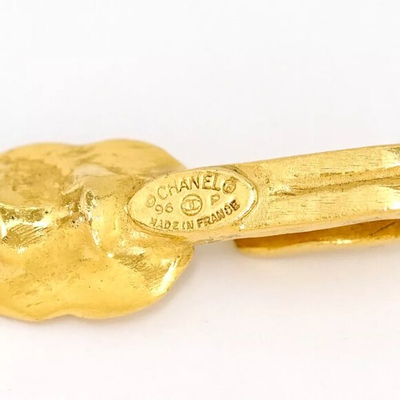 CHANEL CC Logo Flower Loupe Necklace 33" Gold Tone 96P Auth - Picture 7 of 7